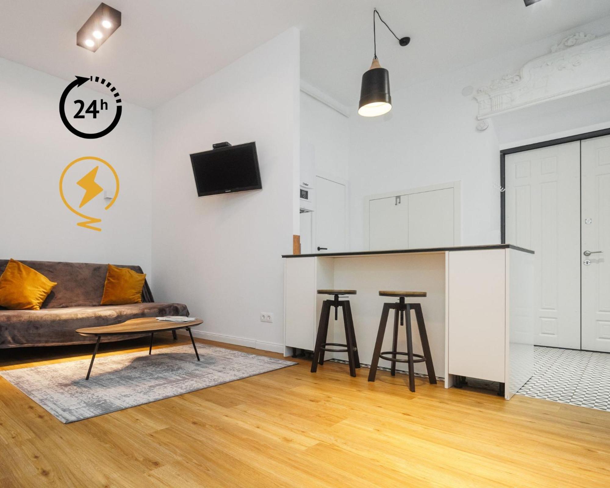 Well Located Cozy Place Lviv Exterior photo